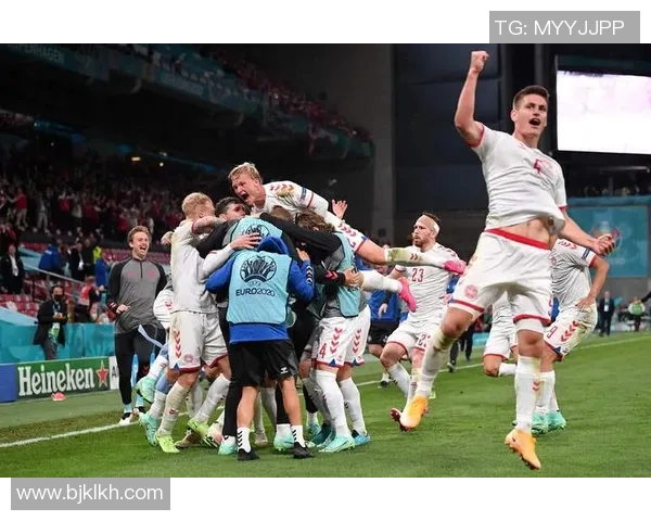 欧洲杯：丹麦队险胜芬兰队——逆风翻盘，北欧之争精彩绝伦